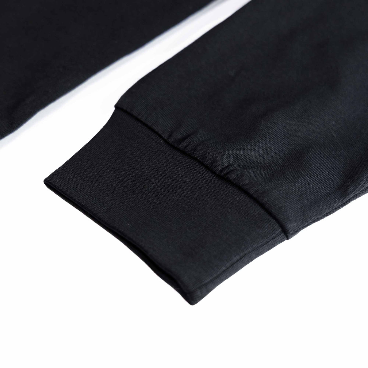 9 LIVES Long Sleeve Tee | BLACK